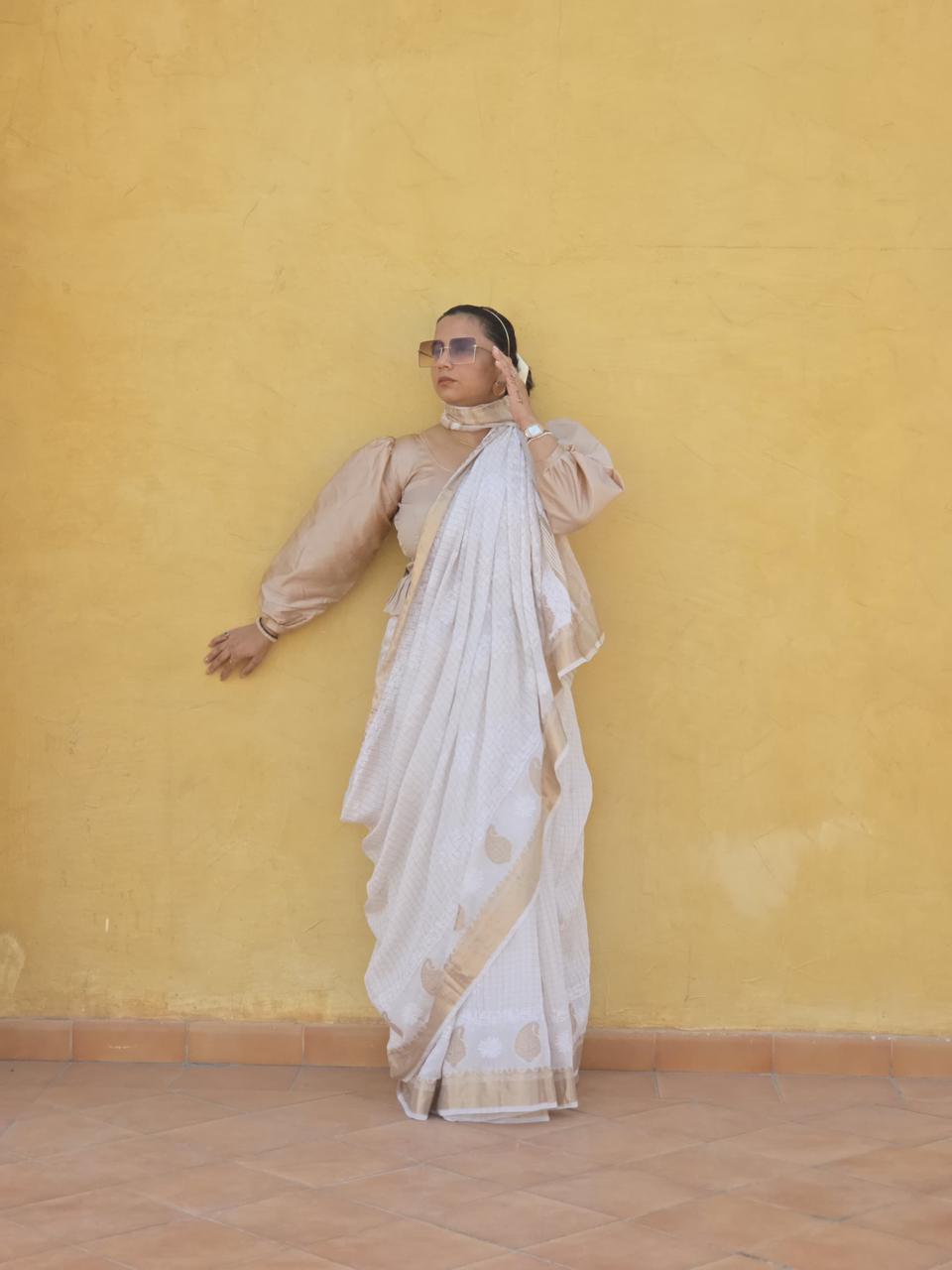 Safaid Kanz – Pure White Mul Chanderi Saree with Bronze Border