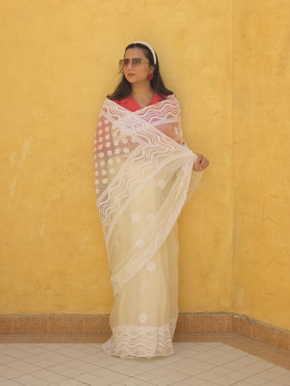 Noor‑e‑Safaid – Hand‑Embroidered White Organza Chikankari Saree